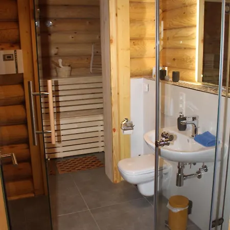 Holiday home Blockhaus Eighteen