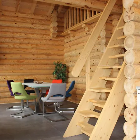 בית נופש Blockhaus Eighteen *