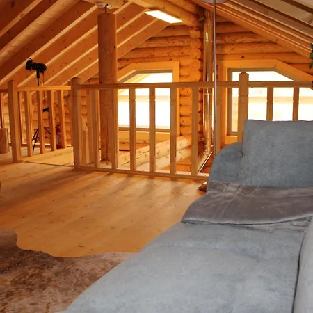 Blockhaus Eighteen *