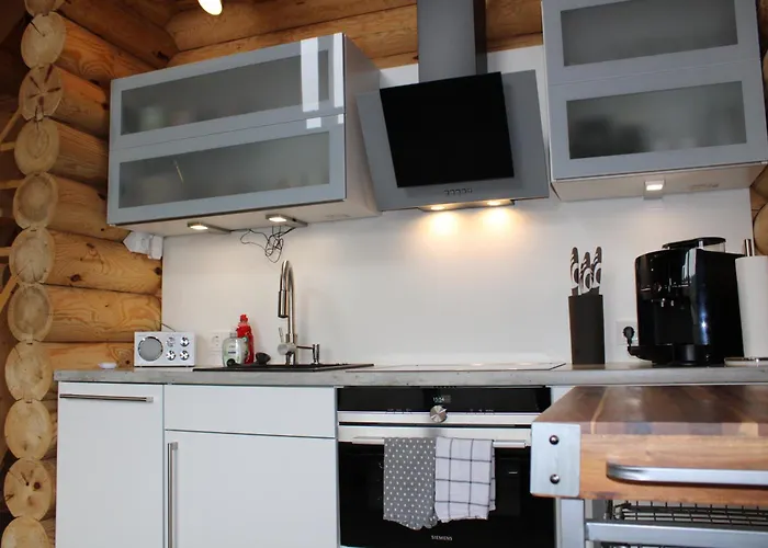 Blockhaus Eighteen *